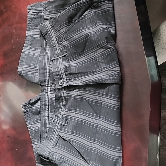 Other - Cargo plaid shorts